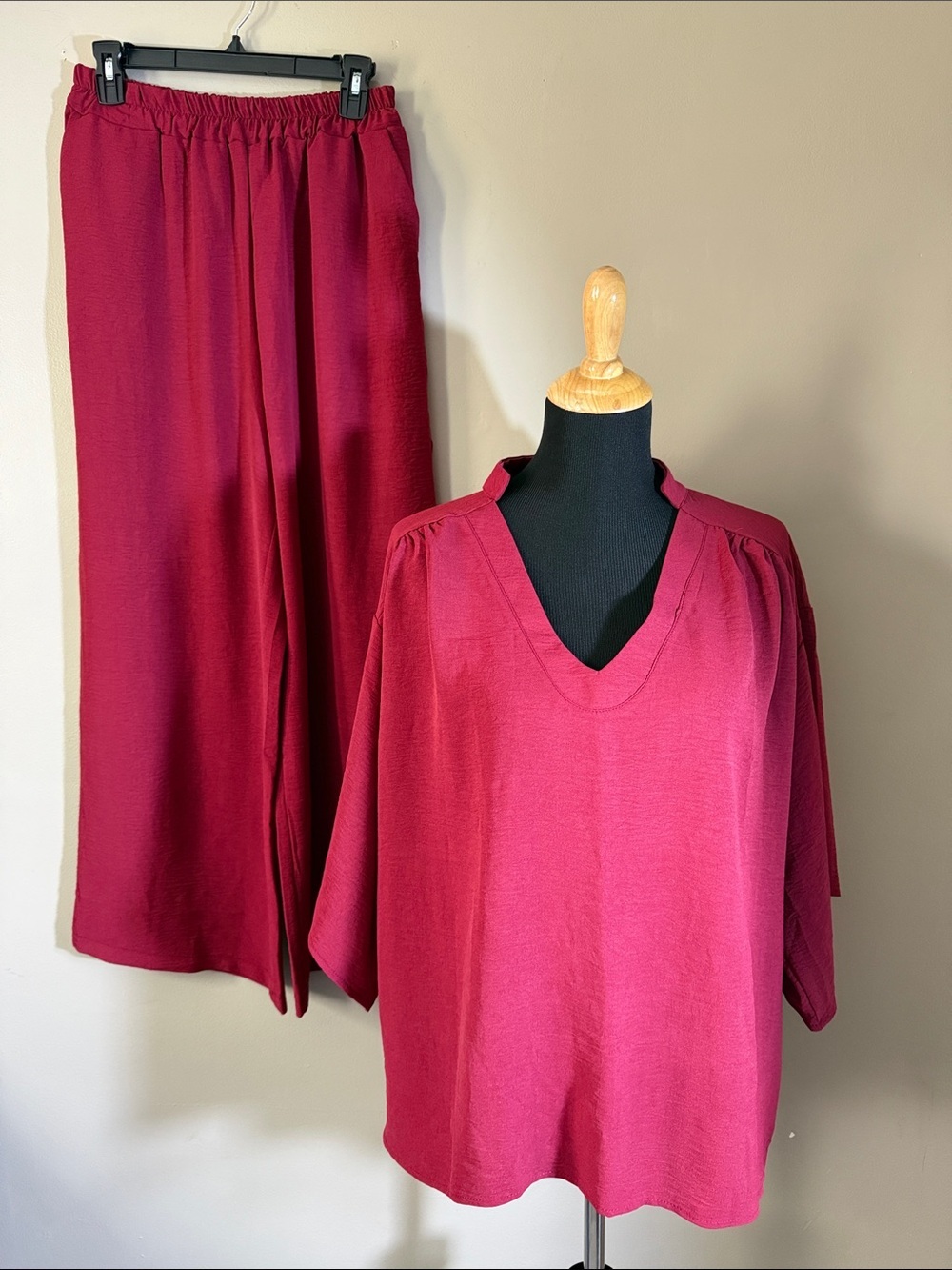 Women's Two-Piece Set Maroon V-Neck Top & Wide Leg Pants Sz XL NWOT